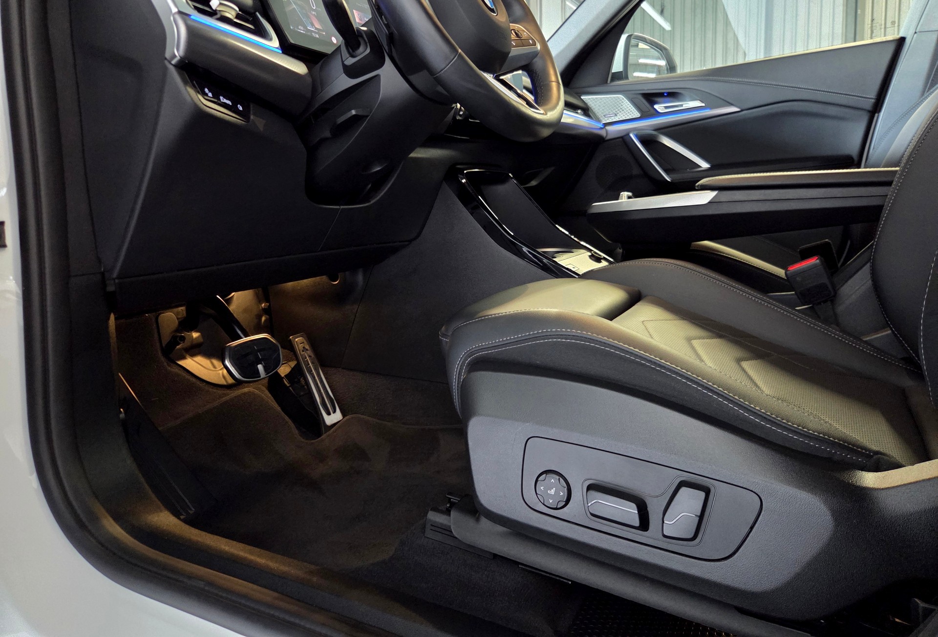 BMW X1 23i xDrive M-Sport-image-11