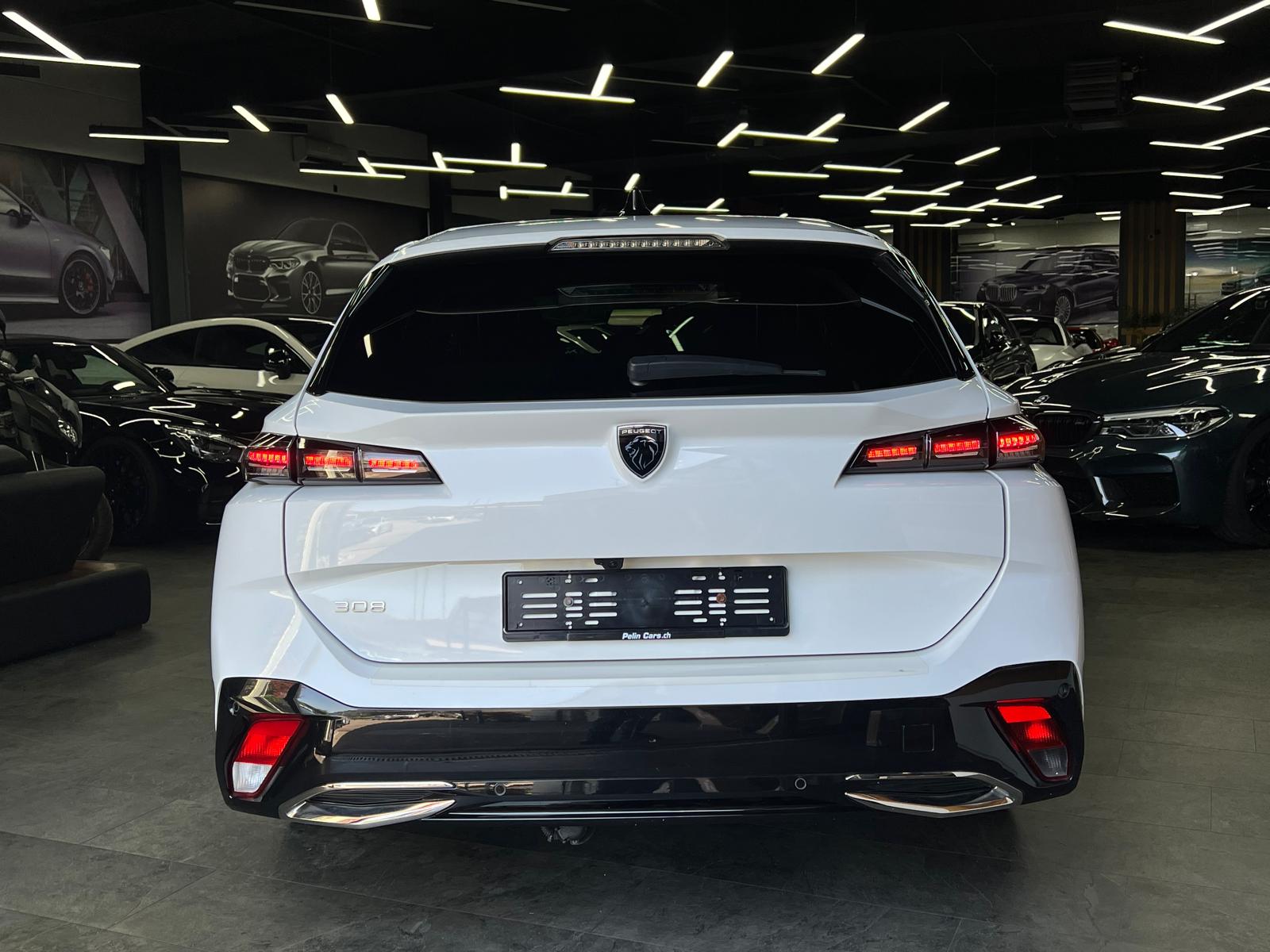PEUGEOT 308 SW 1.5 BlueHDI Allure Pack EAT8 White Edition-image-6
