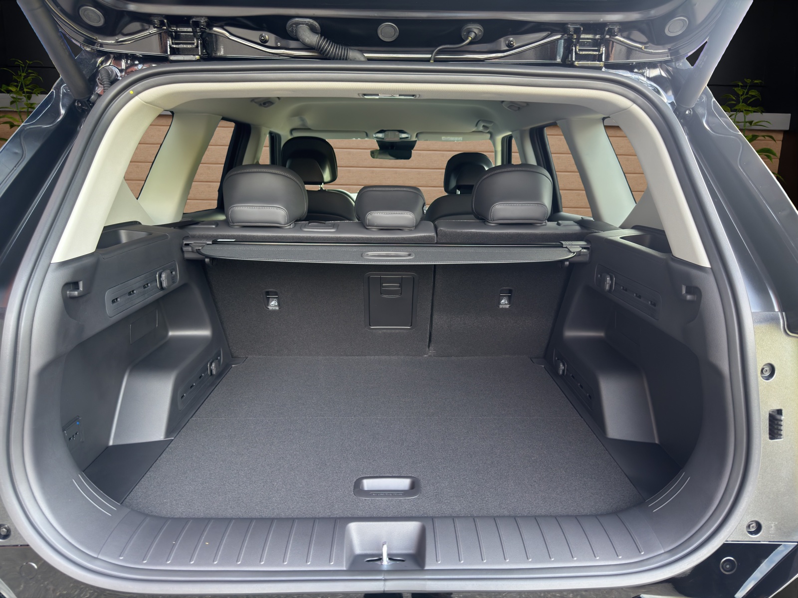 KIA EV5 81,4 kWh Earth 4x4-image-8