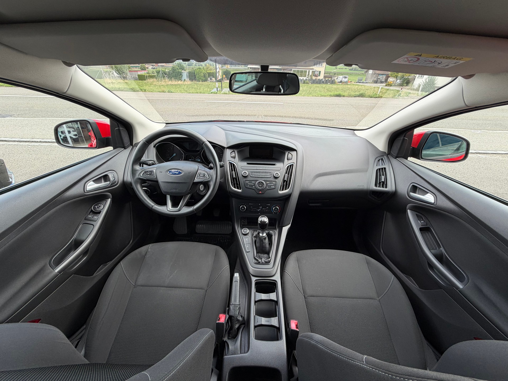 FORD Focus 1.0 SCTi Trend-image-8