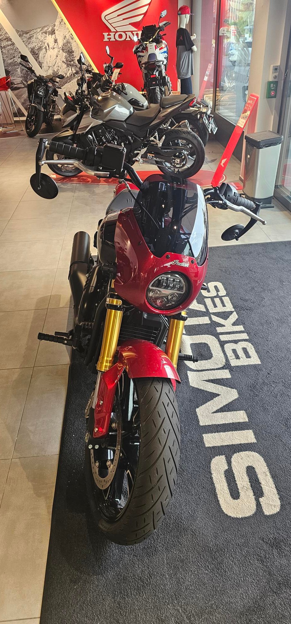 INDIAN 101-showroom-element-3