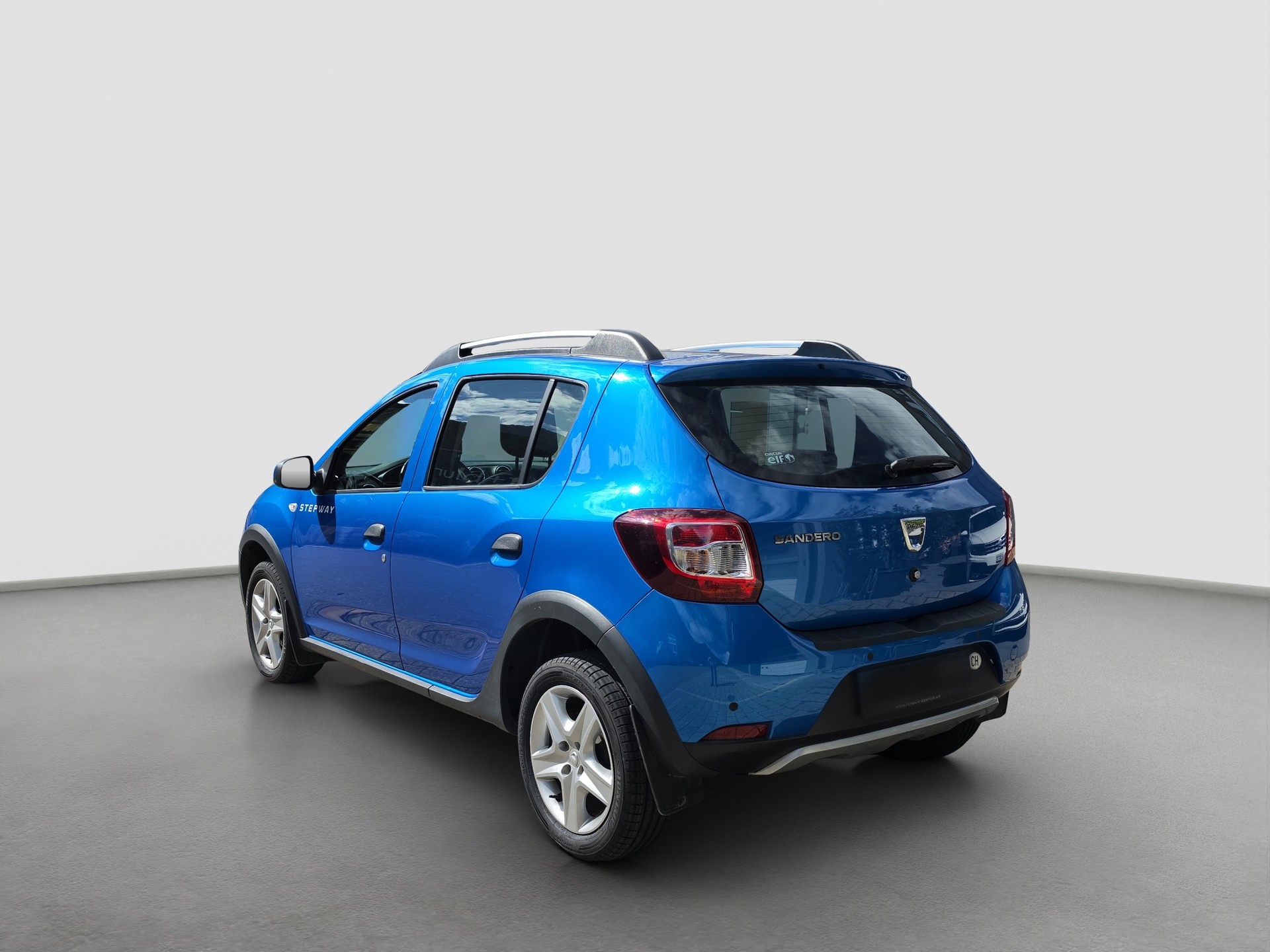 DACIA Sandero 1.5 dCi Stepway-image-2