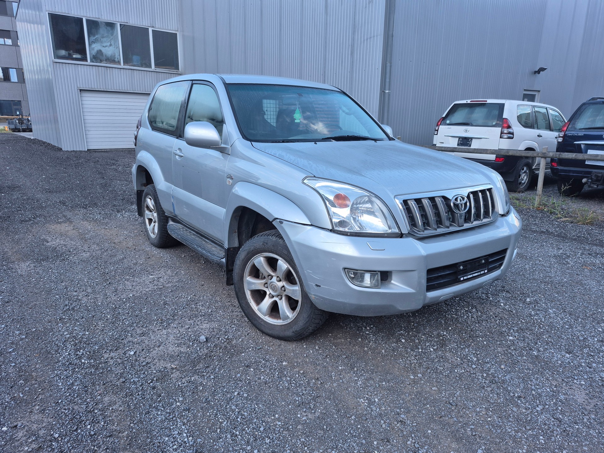 TOYOTA Land Cruiser 3.0 TD Linea Terra-image-0