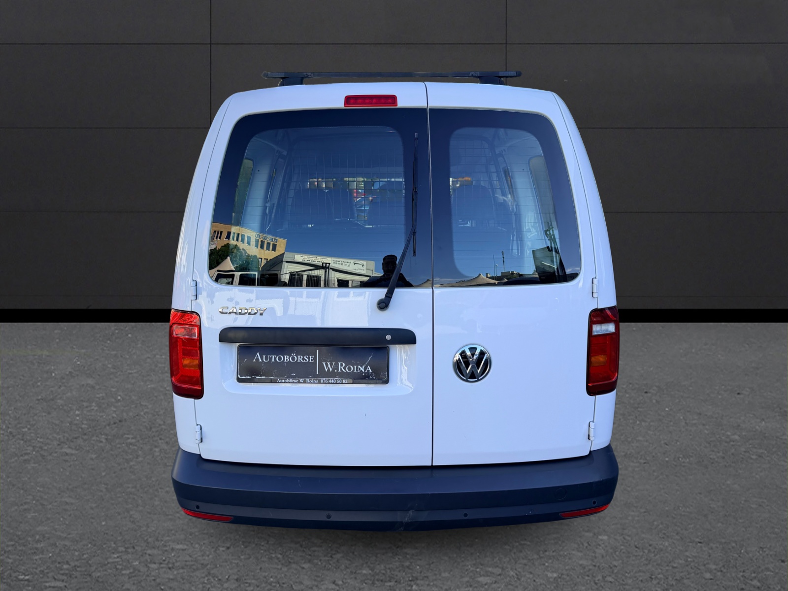 VW Caddy Maxi 1.4TSI BlueMotion Technology-image-3