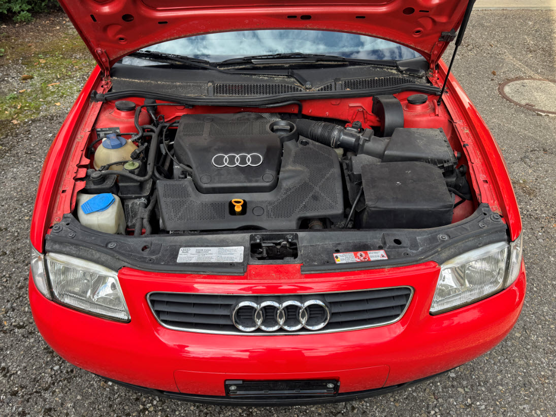 AUDI A3 1.6 Ambition-image-6