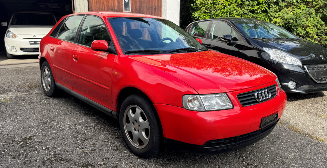AUDI A3 1.6 Ambition-image-1
