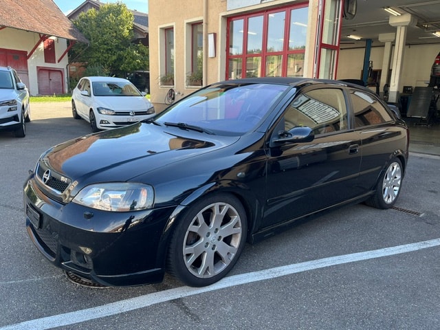 OPEL Astra 2.0i 16V Turbo OPC-image-0