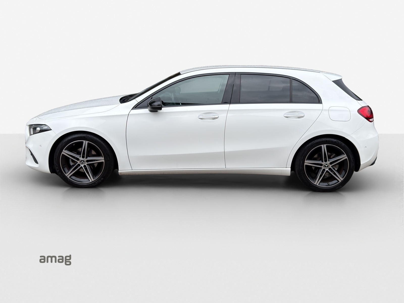 MERCEDES-BENZ A 180 Night Star 7G-DCT-image-1