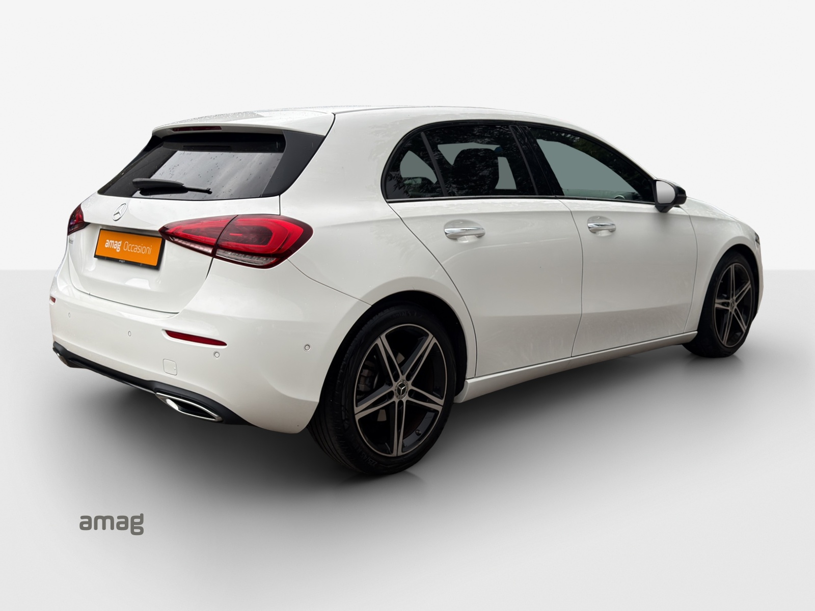 MERCEDES-BENZ A 180 Night Star 7G-DCT-image-4