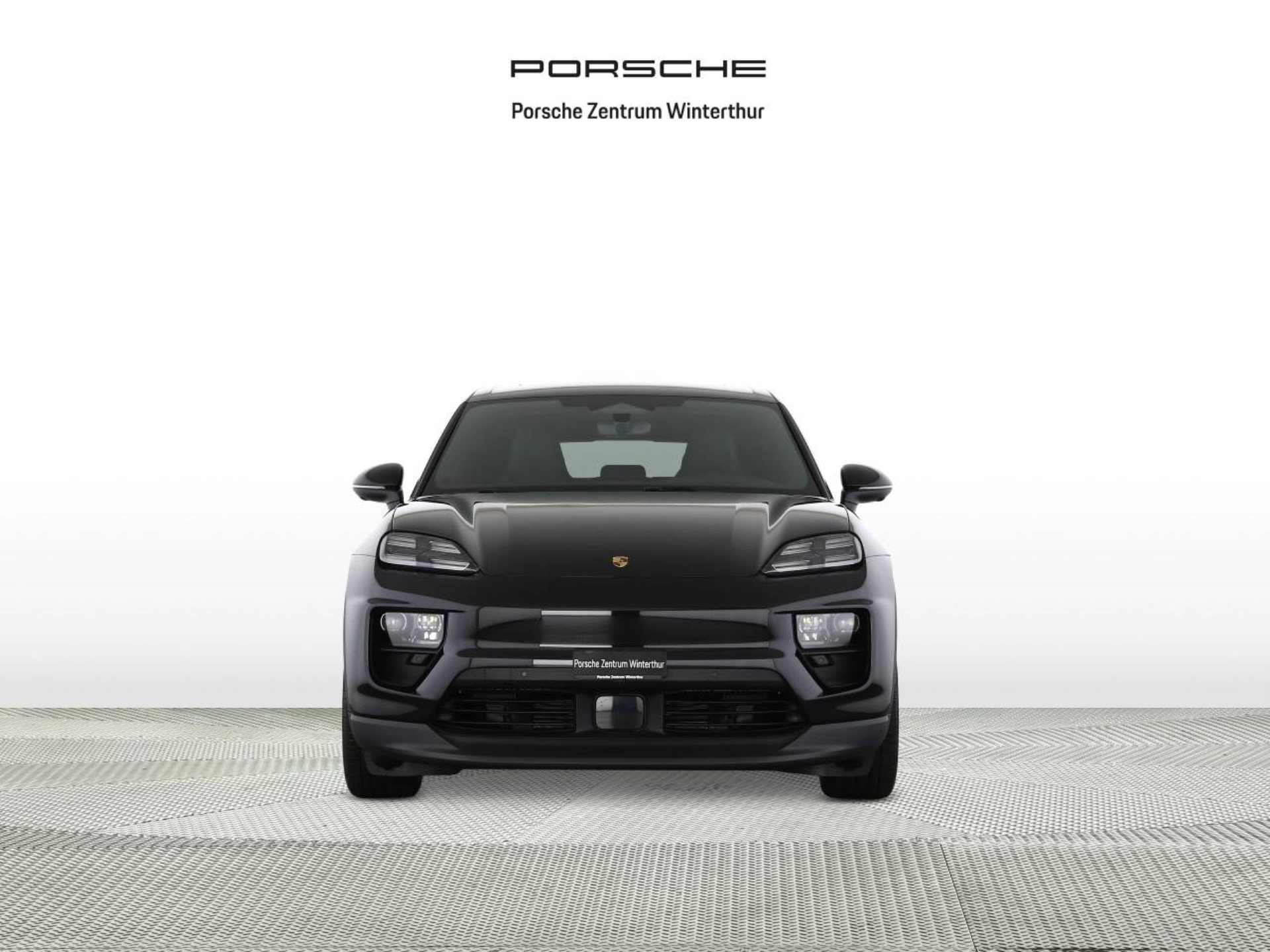 PORSCHE Macan 4-image-5