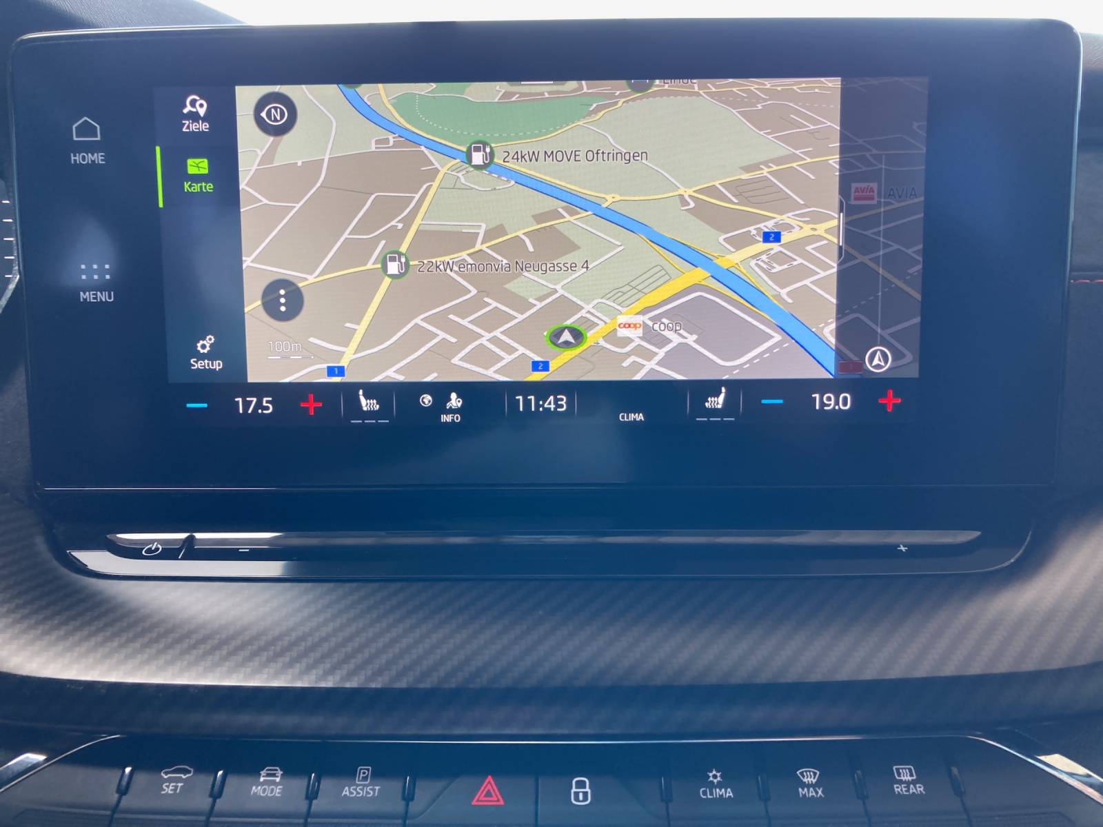SKODA Octavia Combi 2.0 TSI DSG RS-image-13