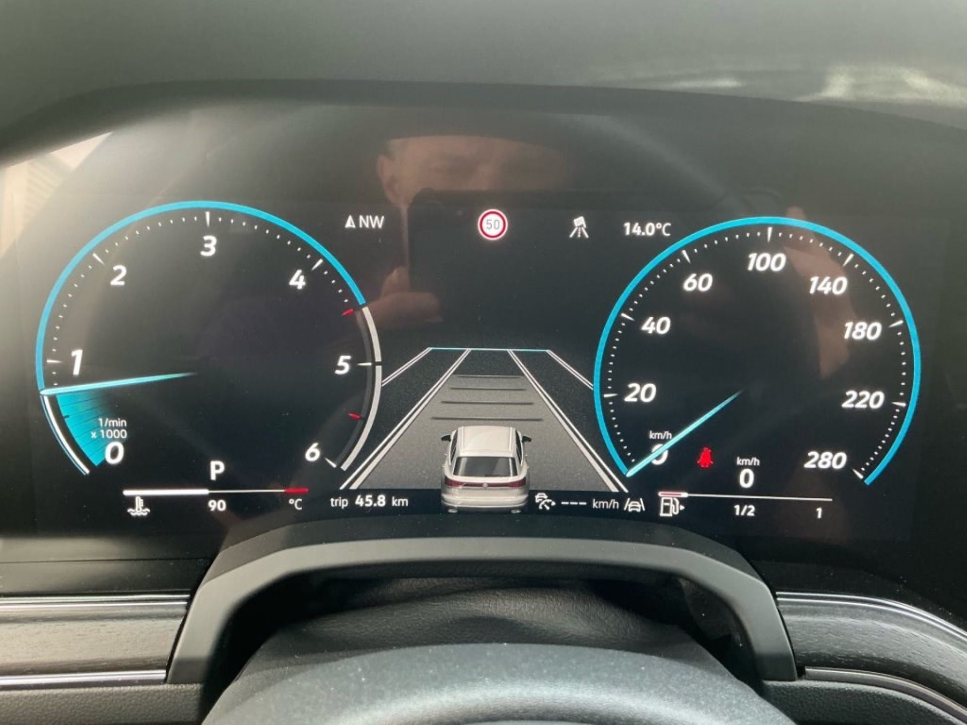 VW Touareg 3.0 TDI 231PS 4Motion *** ANHÄNGERKUPPLUNG ***-image-9