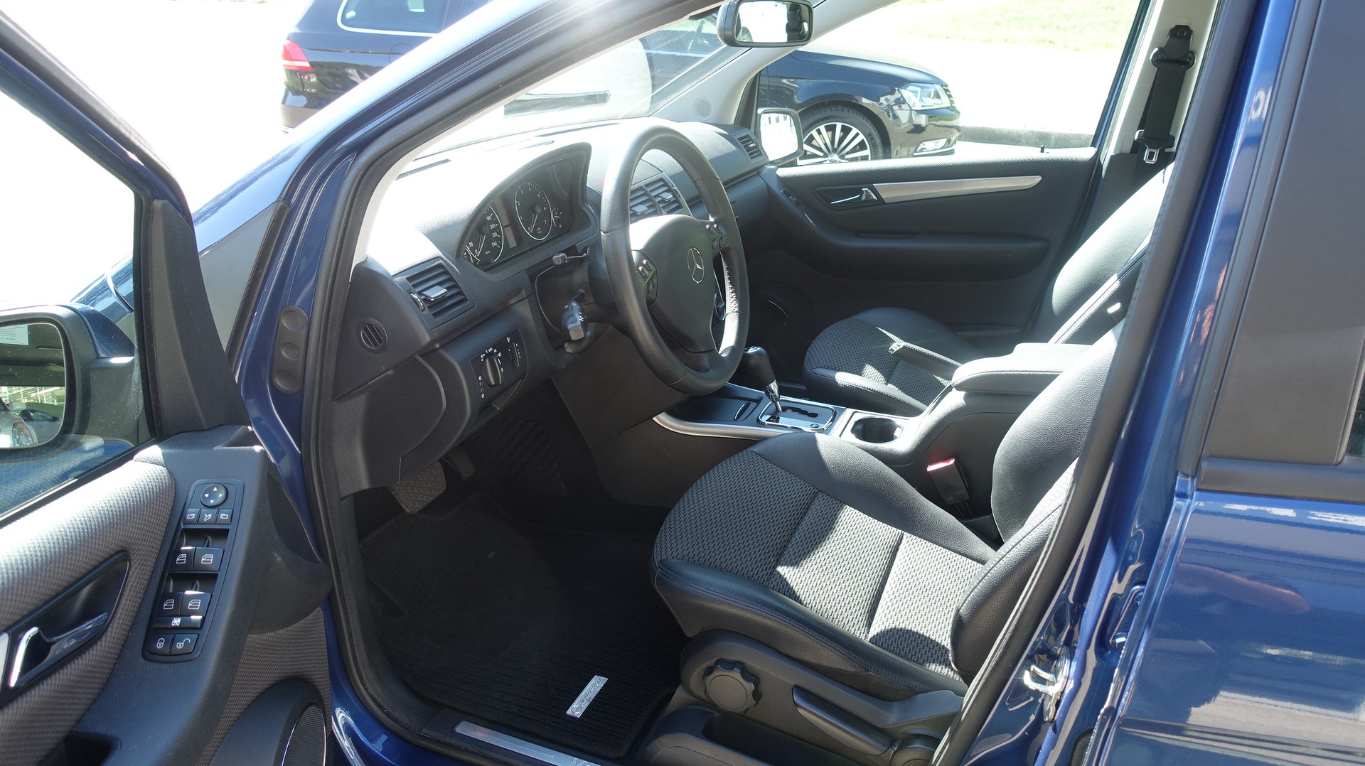 MERCEDES-BENZ A 180 (170) Avantgarde Autotronic-image-8