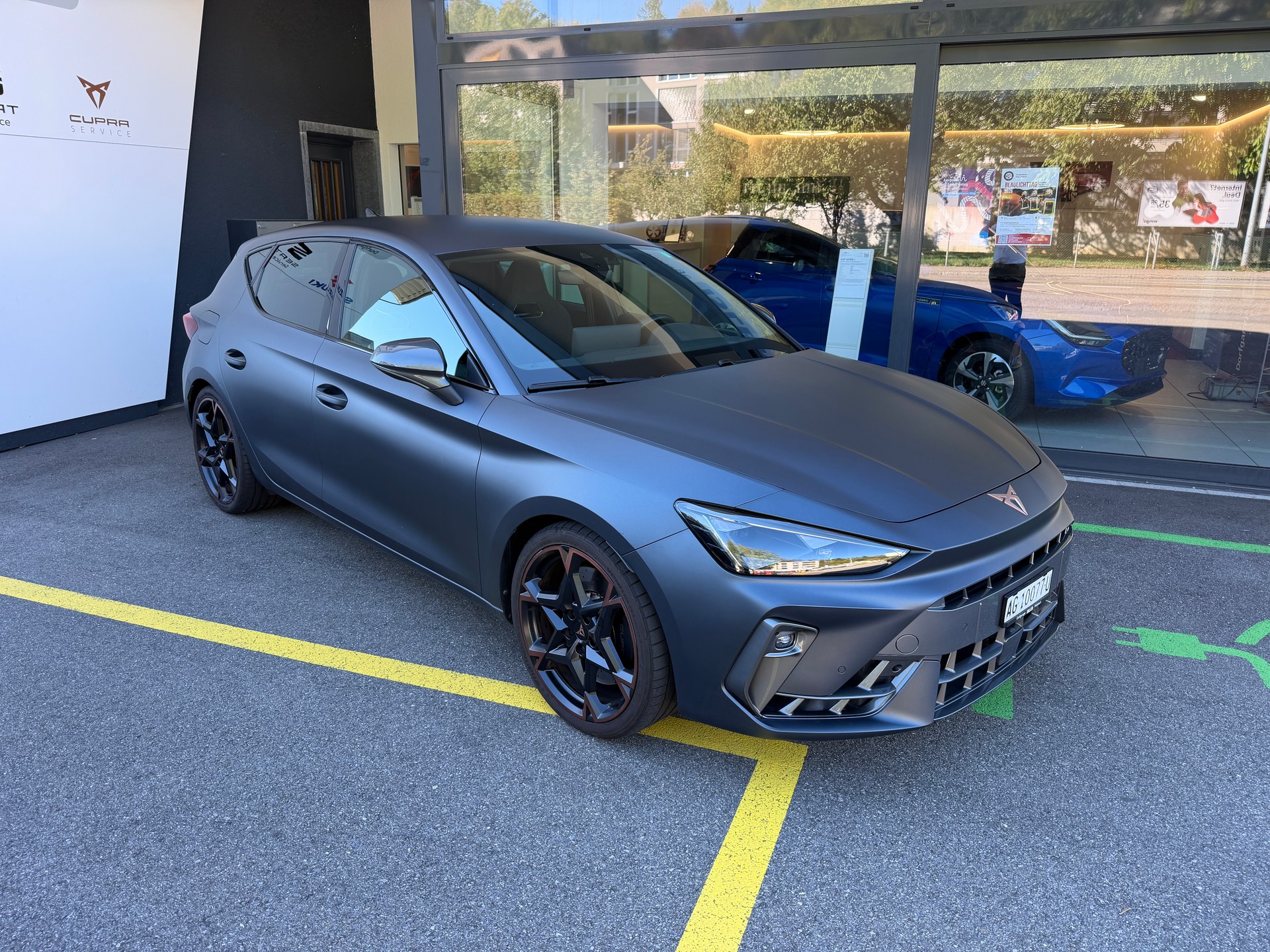 CUPRA LEON 2.0 TSI VZ DSG-image-0