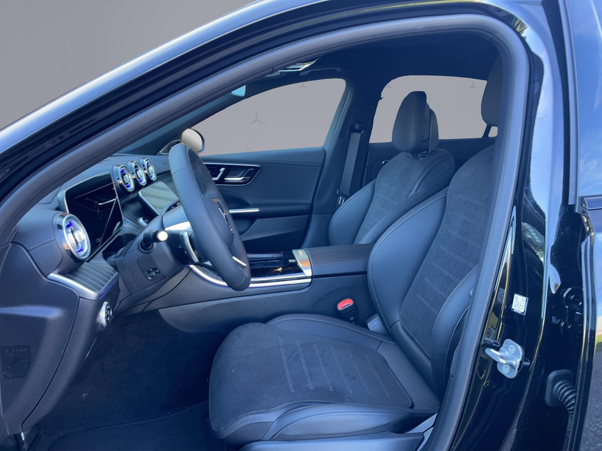 MERCEDES-BENZ C-Klasse W206 C 220 d AMG Line 4matic-image-9