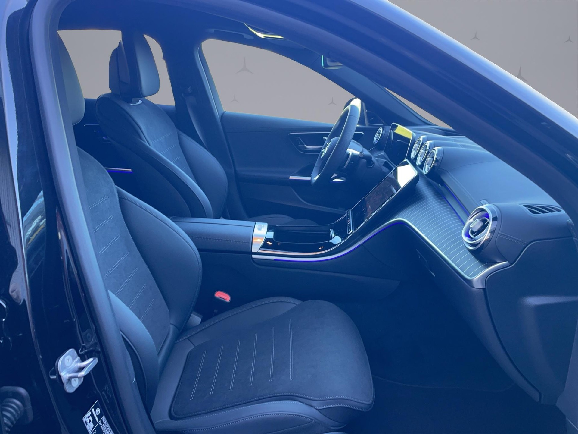 MERCEDES-BENZ C-Klasse W206 C 220 d AMG Line 4matic-image-16