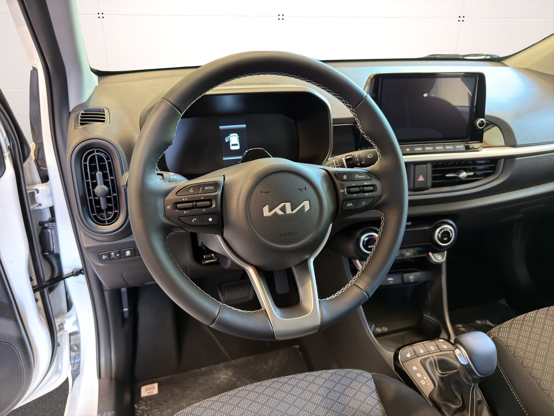 KIA Picanto 1.0 CVVT Inspire+ Automatic-image-8