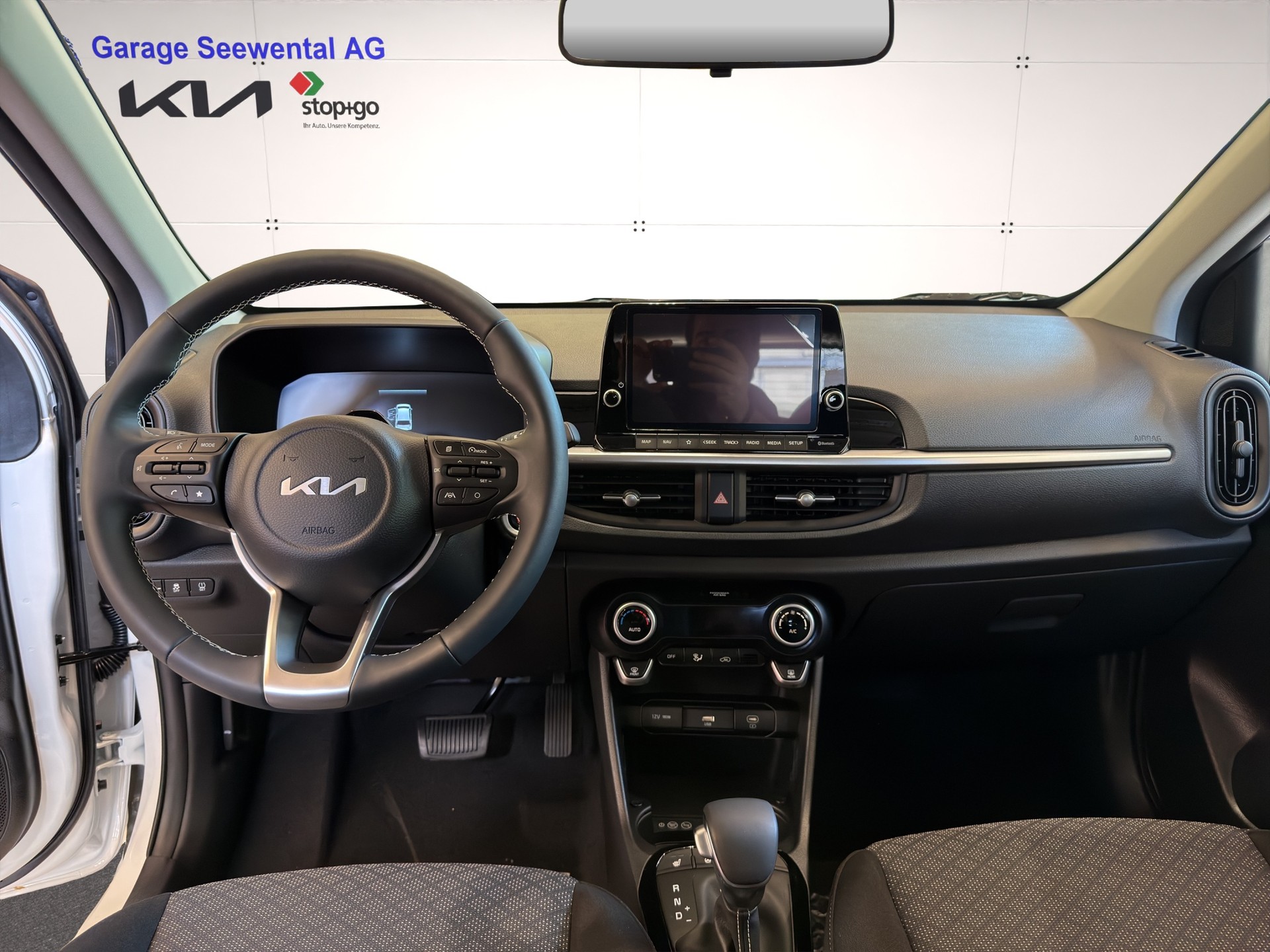 KIA Picanto 1.0 CVVT Inspire+ Automatic-image-7