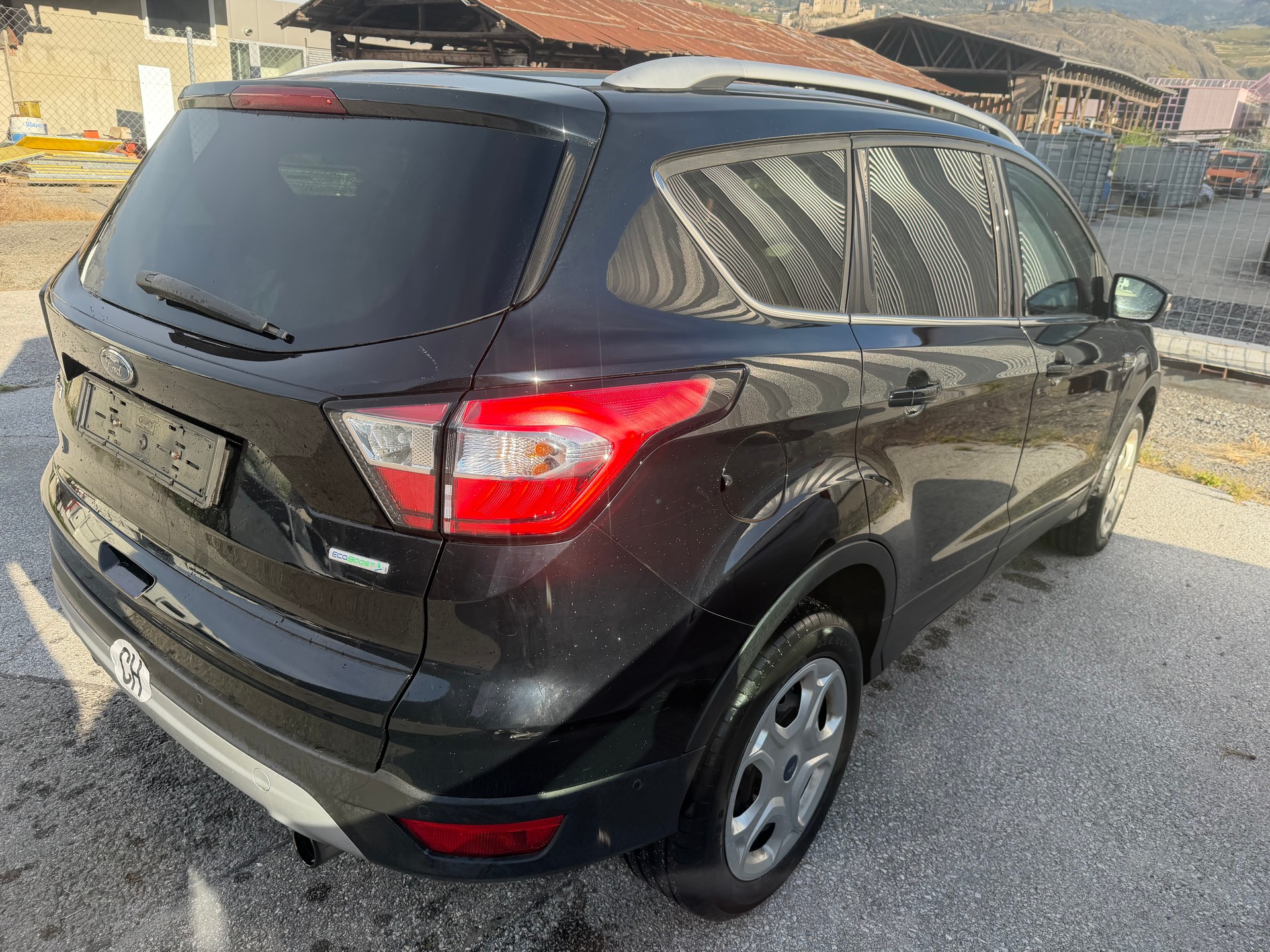 FORD Kuga 1.5 SCTi ST Line High 2WD-image-3