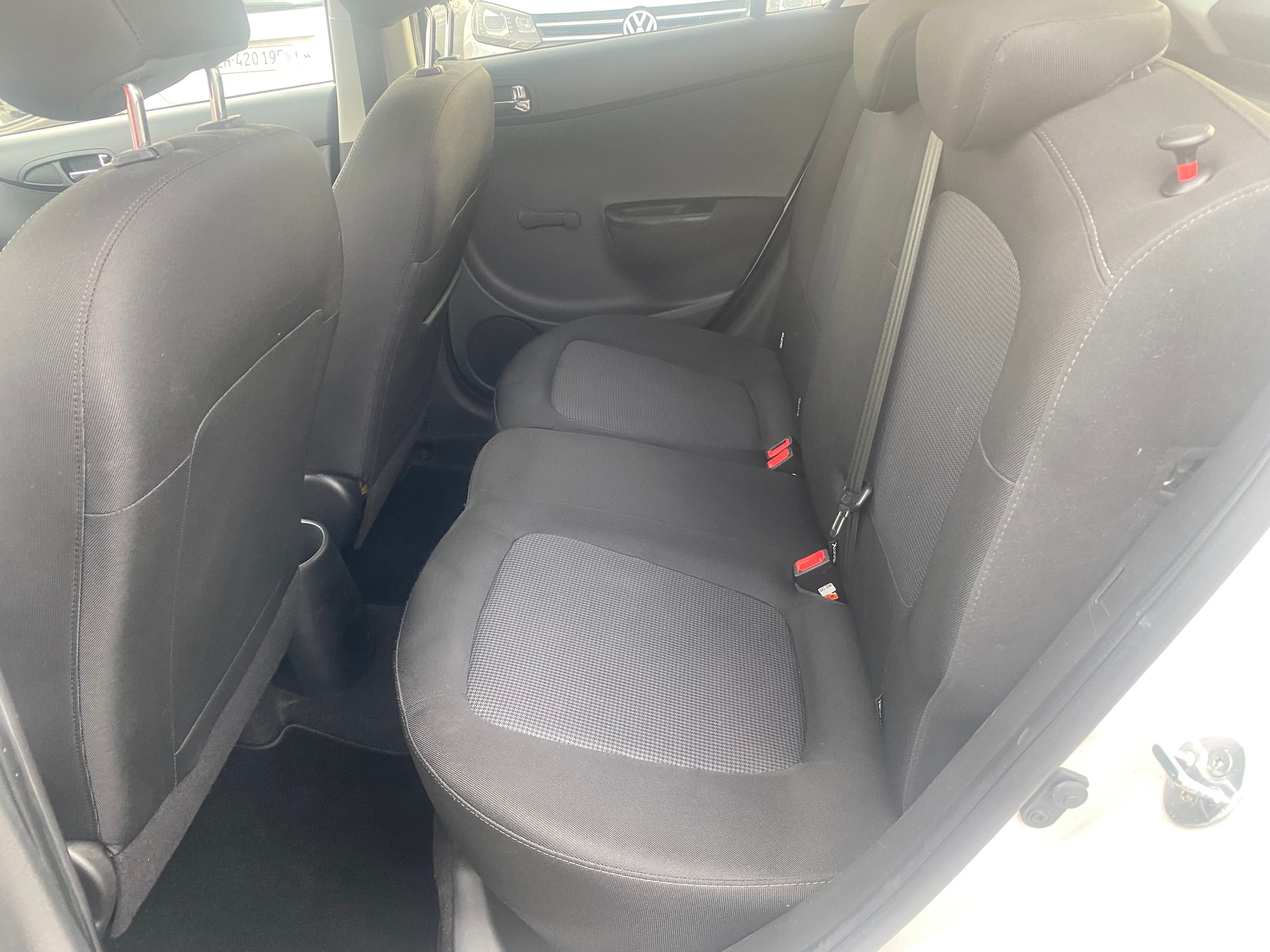 HYUNDAI i20 1.2 Pica-image-10