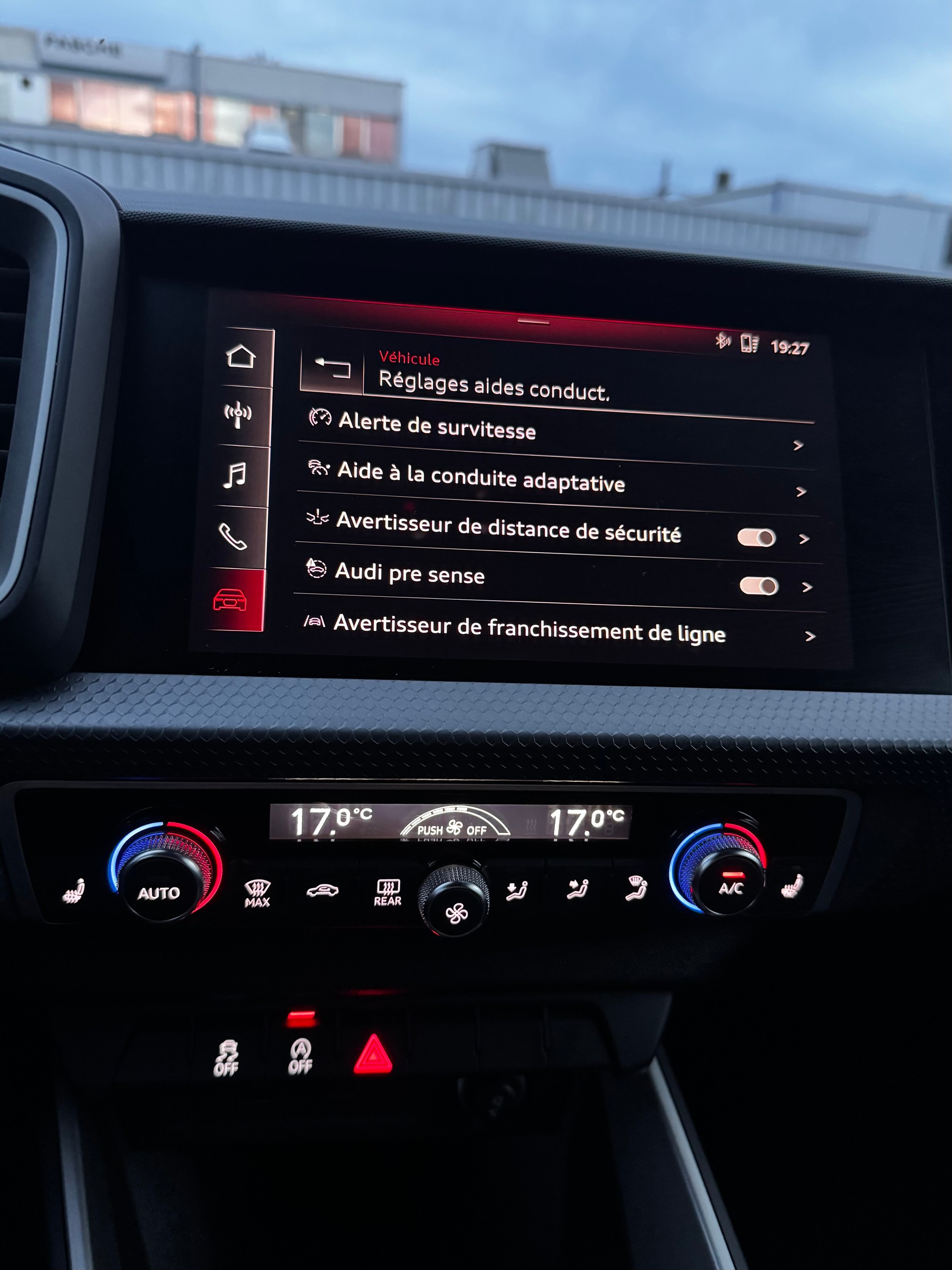 AUDI Sportback-image-13