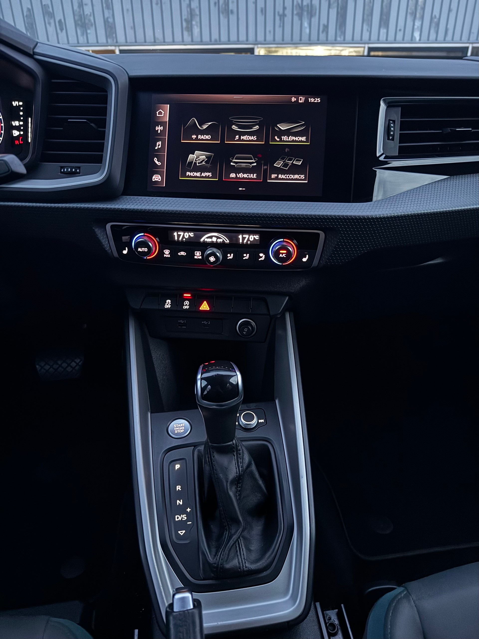 AUDI Sportback-image-12
