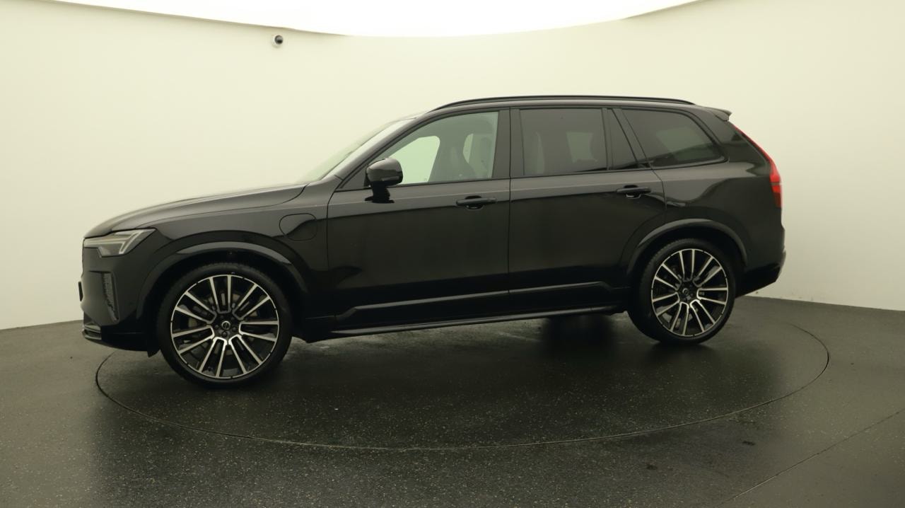 VOLVO XC90 T8 AWD PluginHybrid Black Edition Geartronic-image-1