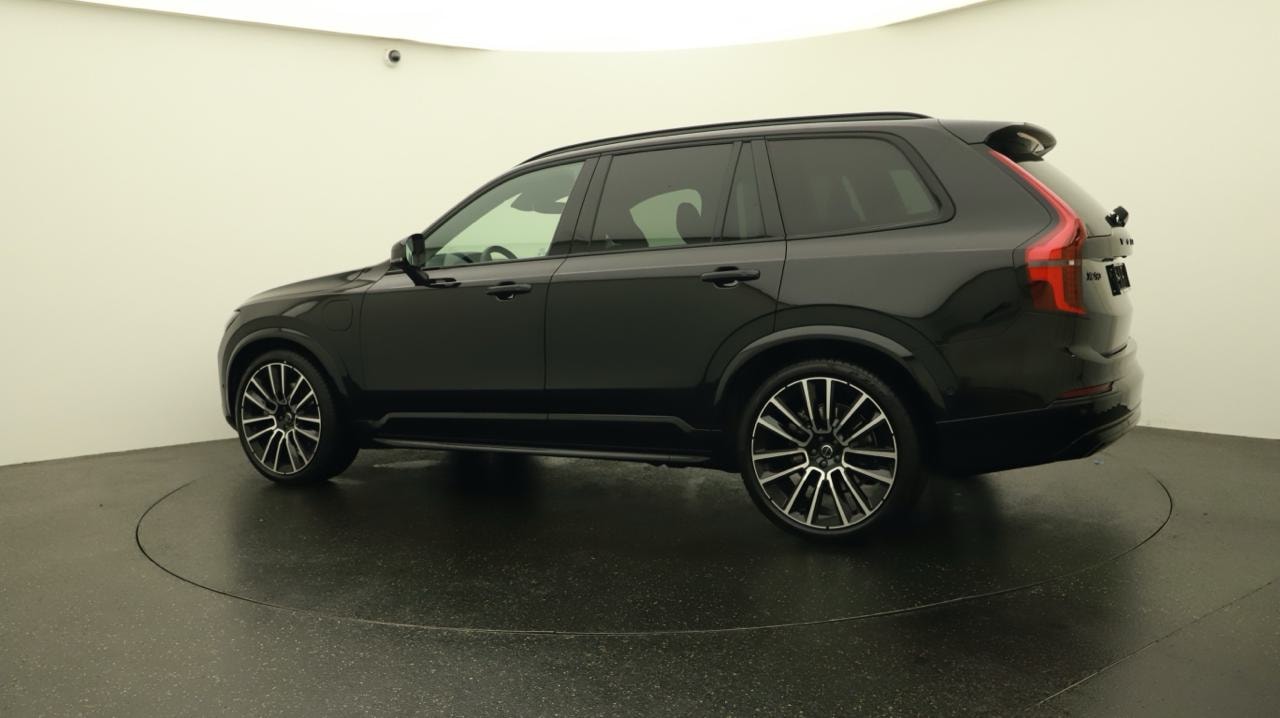 VOLVO XC90 T8 AWD PluginHybrid Black Edition Geartronic-image-3