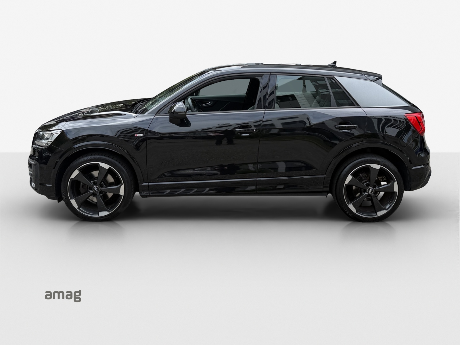 AUDI Q2 35 TFSI Sport Attraction S-tronic-image-1