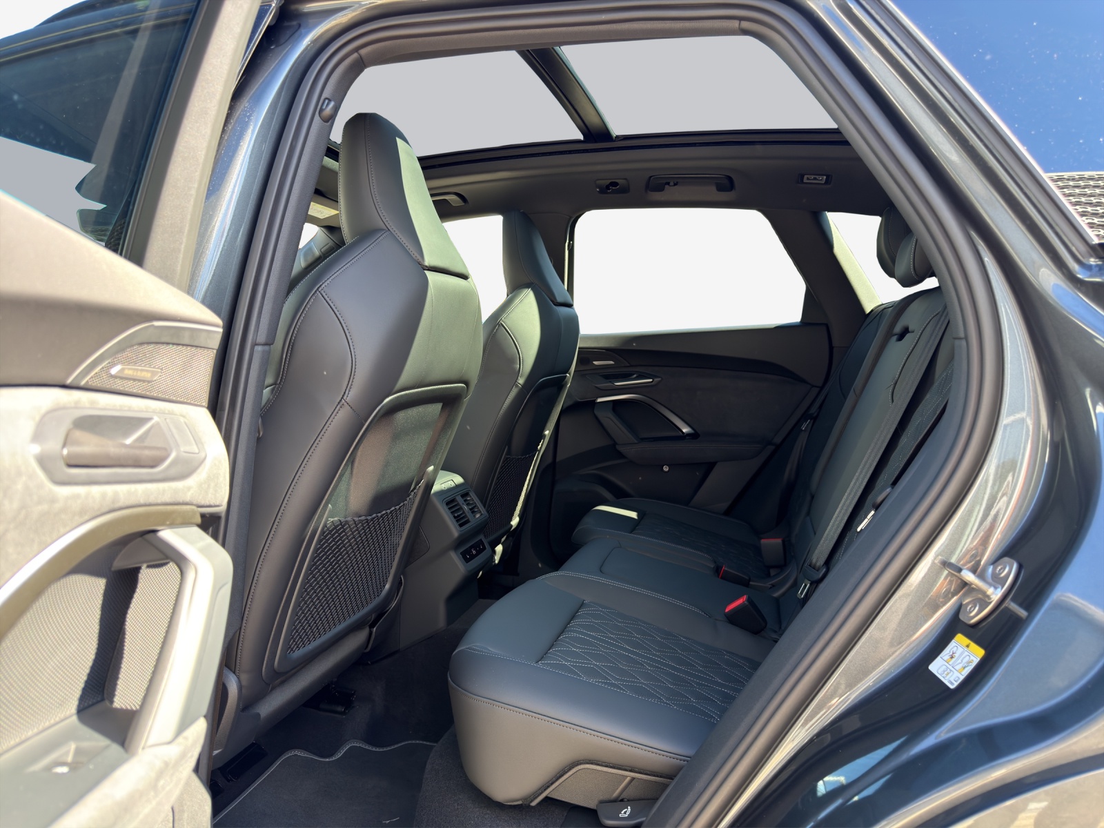 AUDI SQ5 TFSI quattro S-tronic-image-11