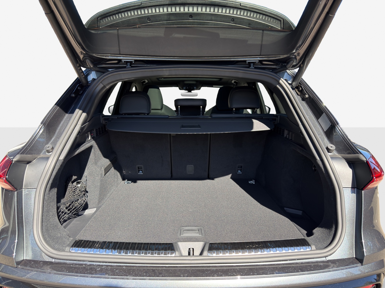 AUDI SQ5 TFSI quattro S-tronic-image-12
