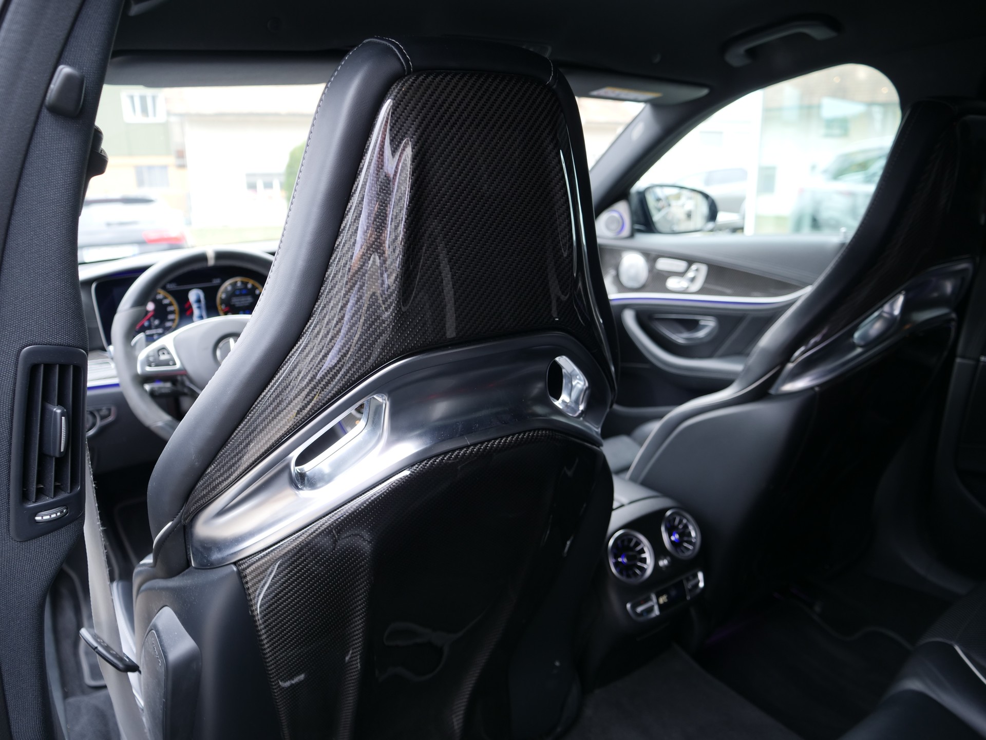 MERCEDES-BENZ E 63 AMG S Speedshift 4Matic *GRAU MATT*-image-11