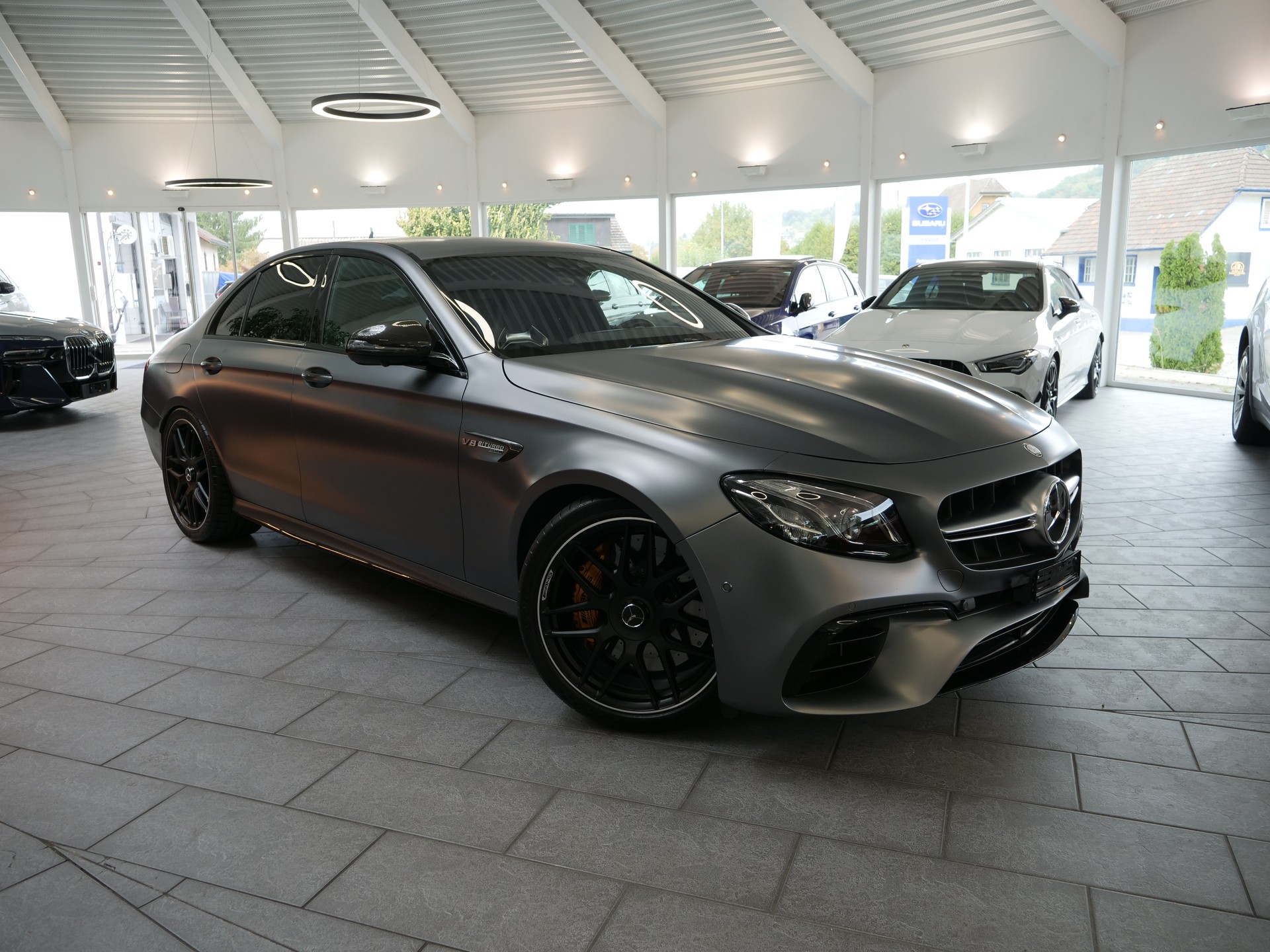 MERCEDES-BENZ E 63 AMG S Speedshift 4Matic *GRAU MATT*-image-3