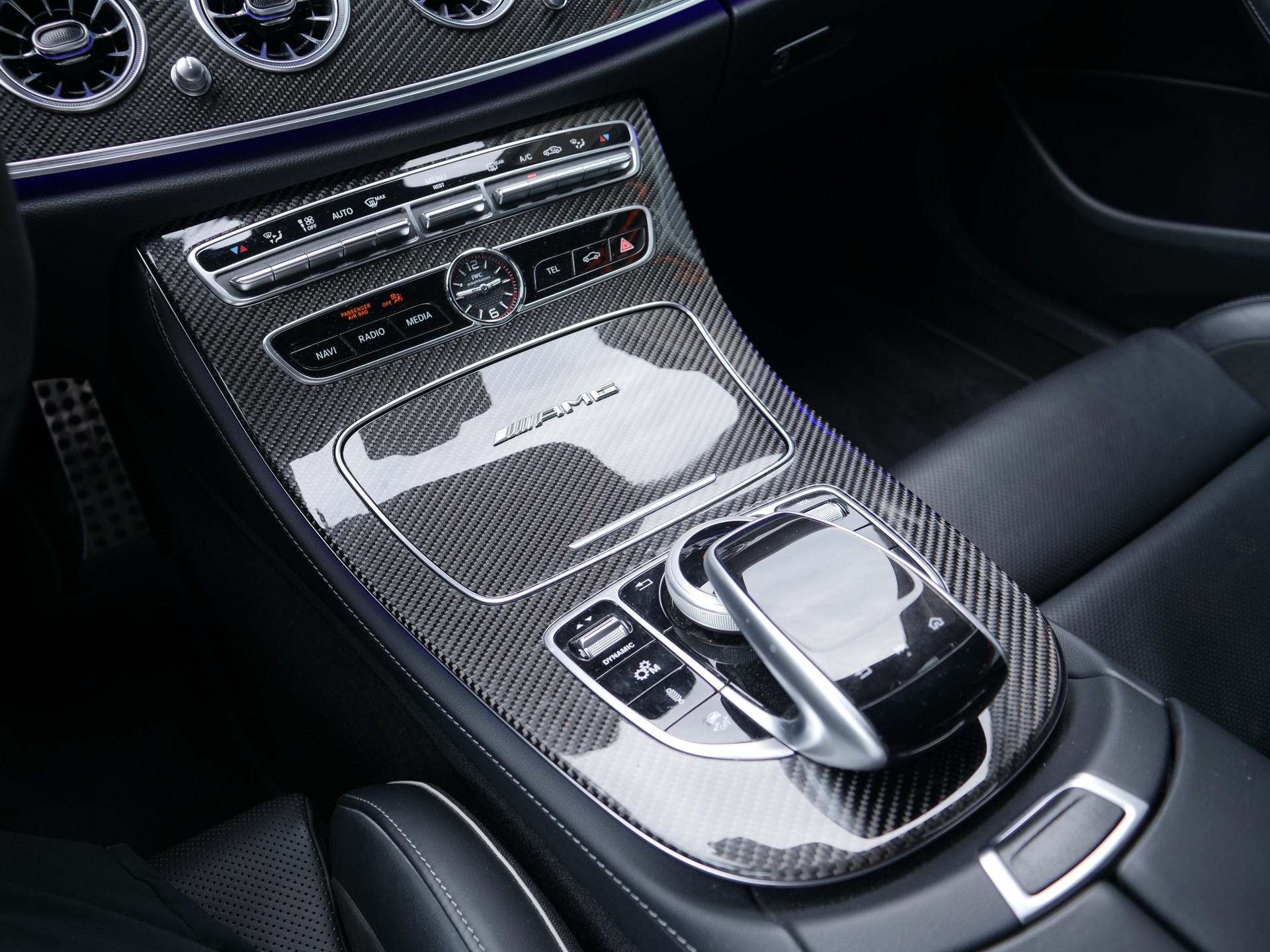 MERCEDES-BENZ E 63 AMG S Speedshift 4Matic *GRAU MATT*-image-17