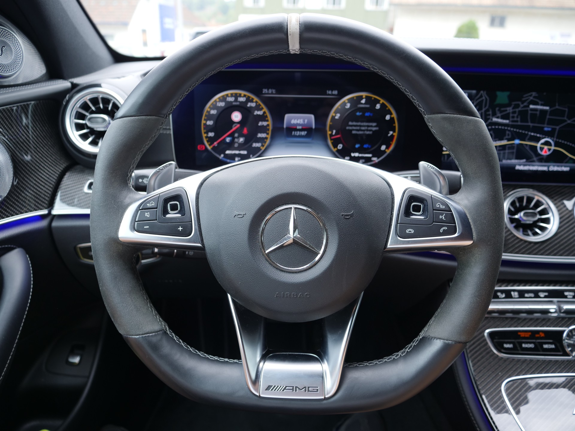 MERCEDES-BENZ E 63 AMG S Speedshift 4Matic *GRAU MATT*-image-13