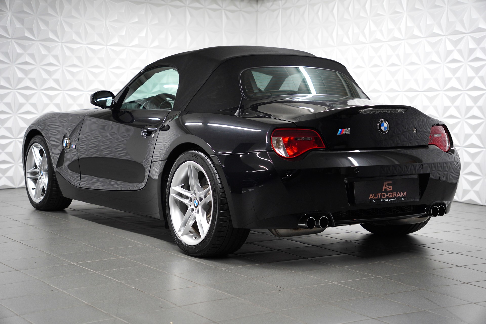 BMW Z4 M Roadster-image-2