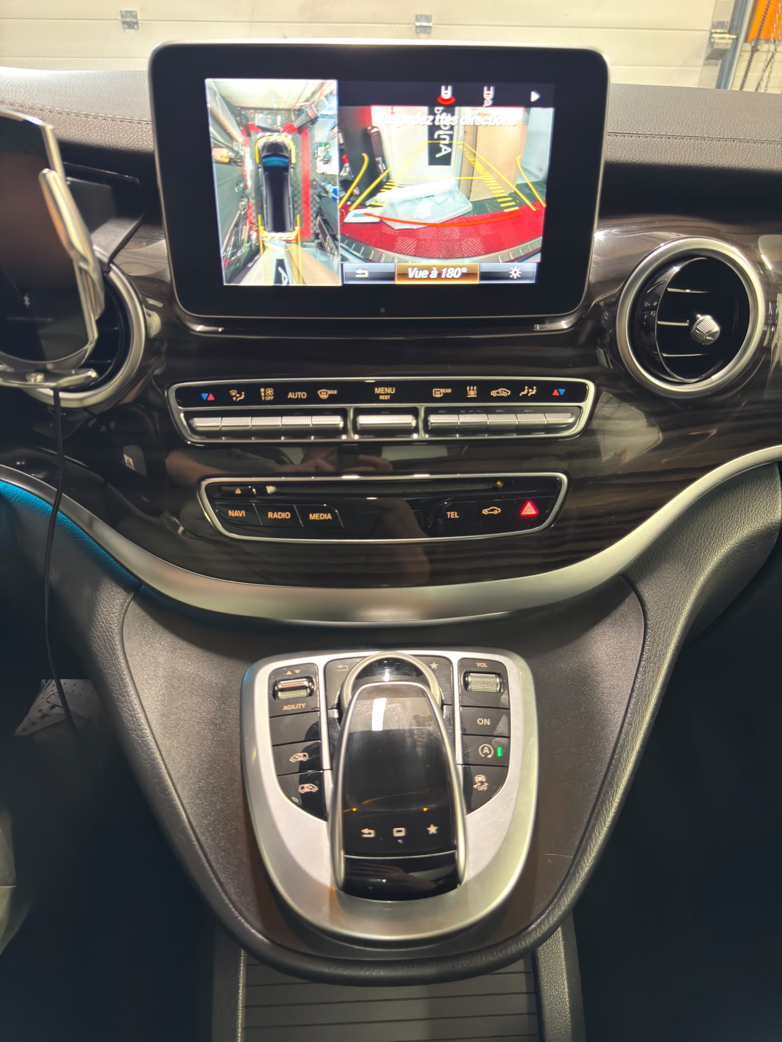 MERCEDES-BENZ V 250 d Avantgarde lang 4Matic 7G-Tronic-image-7