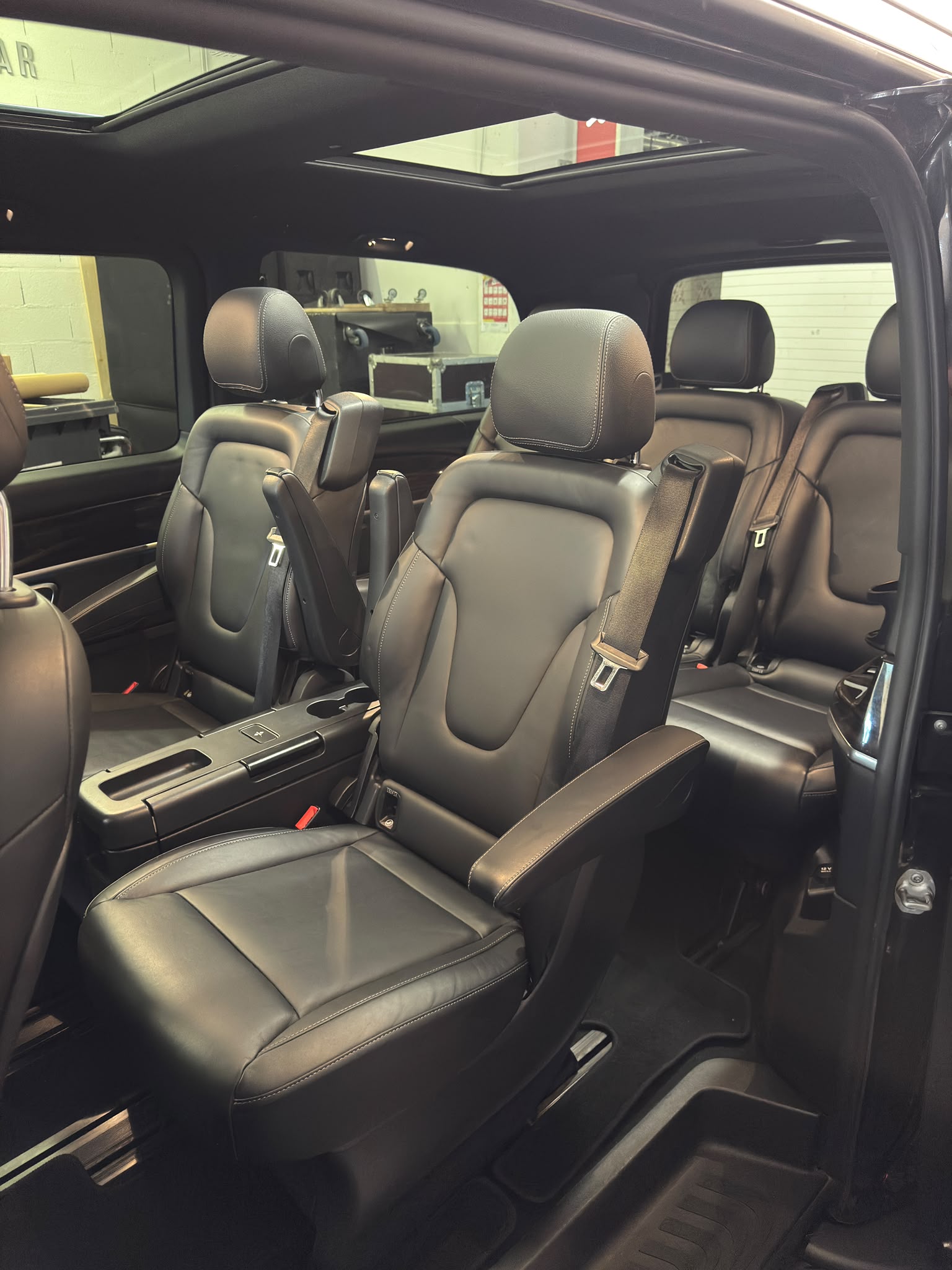 MERCEDES-BENZ V 250 d Avantgarde lang 4Matic 7G-Tronic-image-9