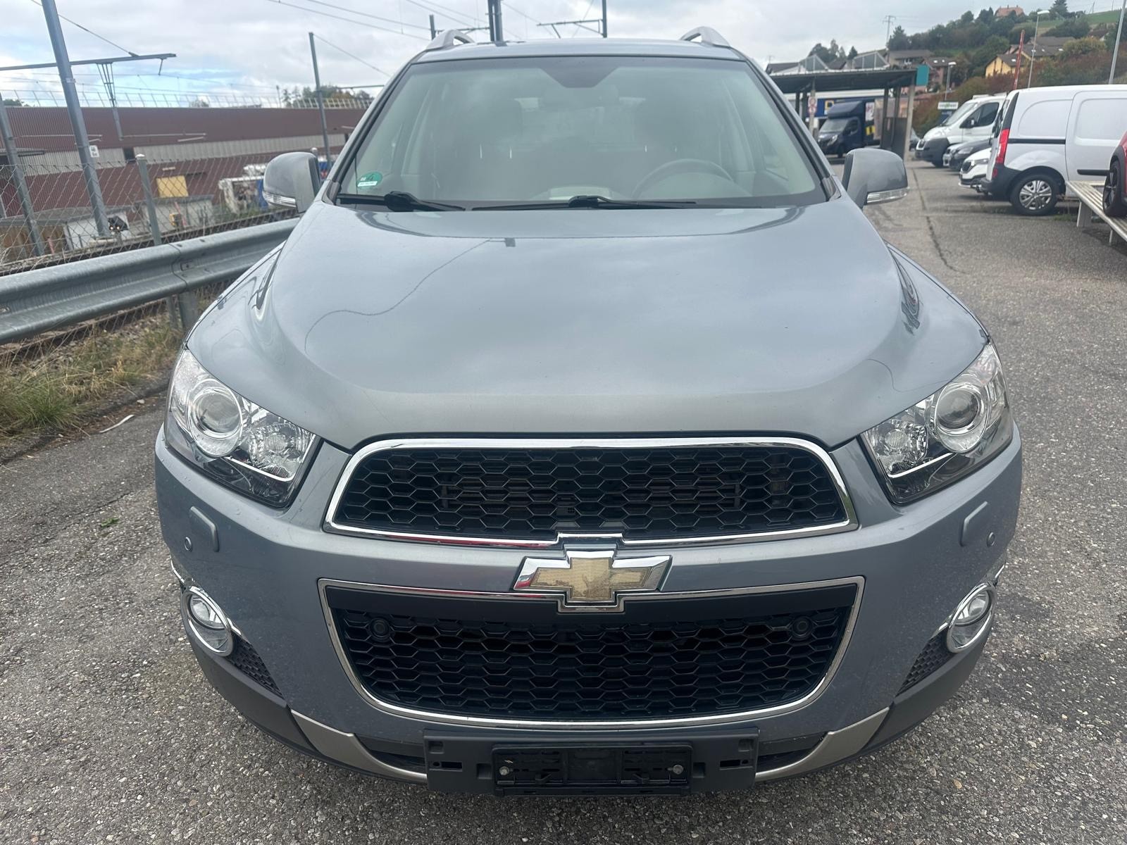 CHEVROLET Captiva 2.2 VCDi LTZ 4WD Automatic-image-1