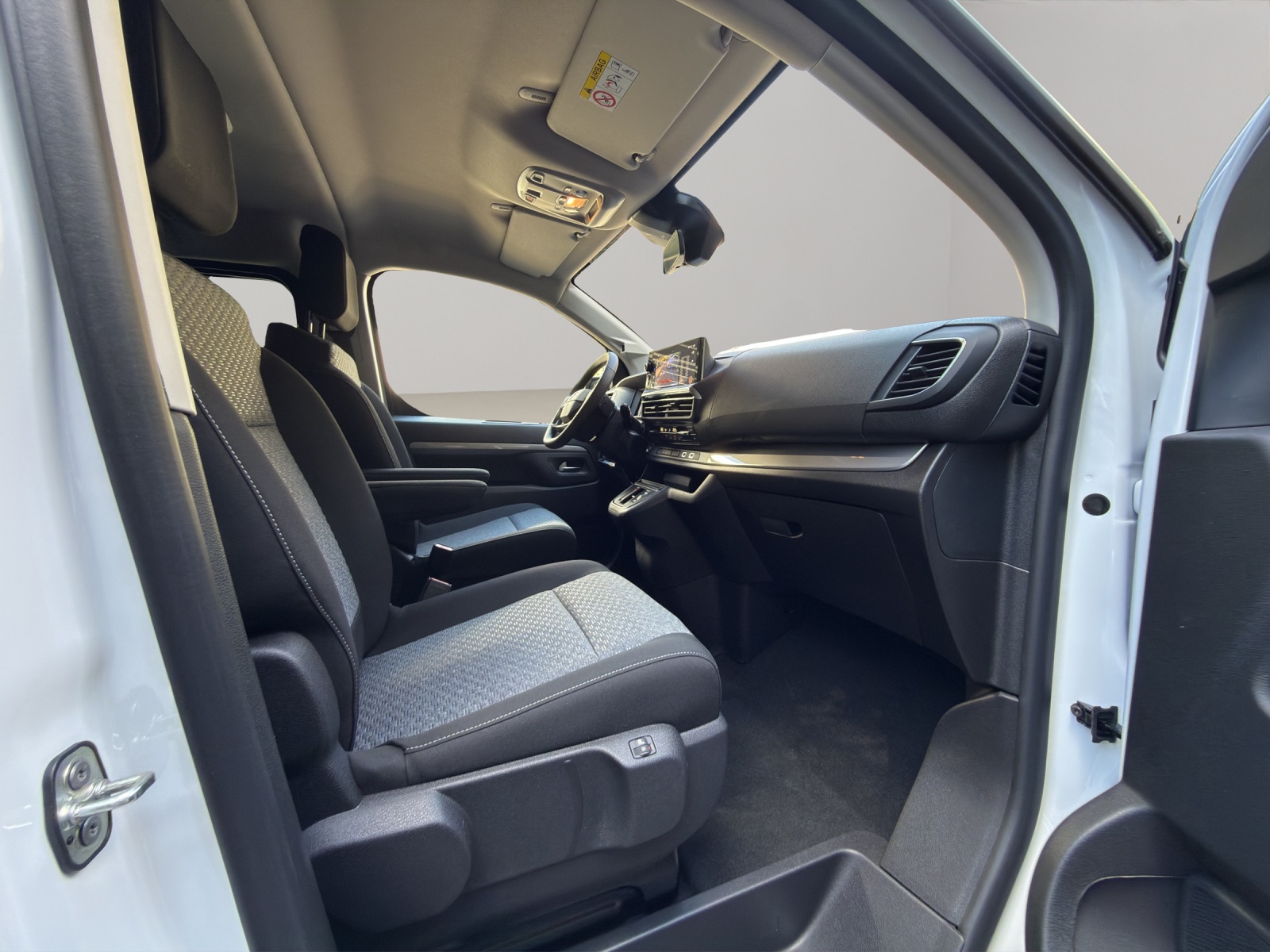 OPEL Zafira 2.2 CDTi S/S-image-21