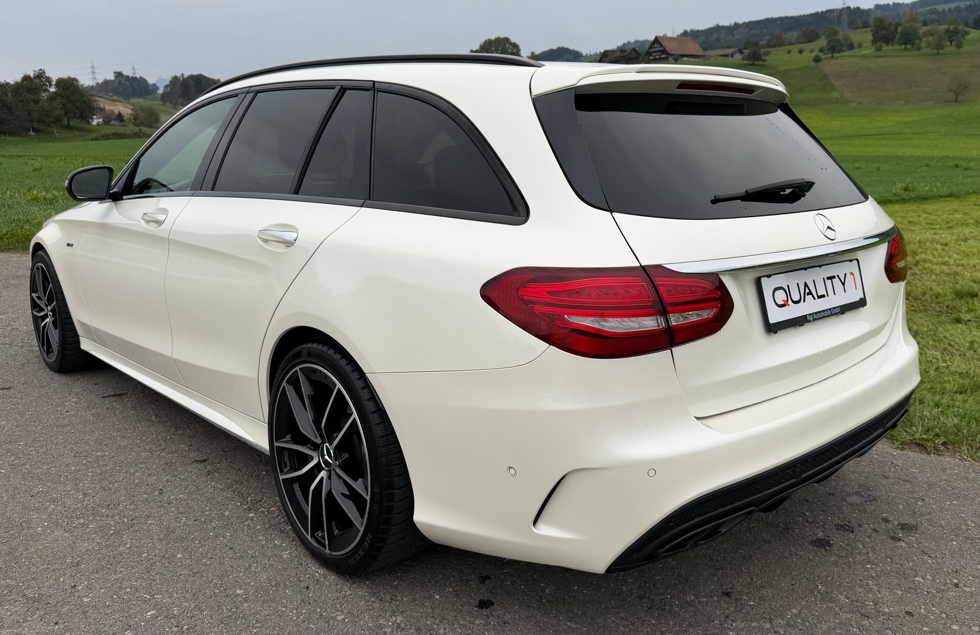 MERCEDES-BENZ C 450 AMG 4Matic 7G-Tronic-image-3