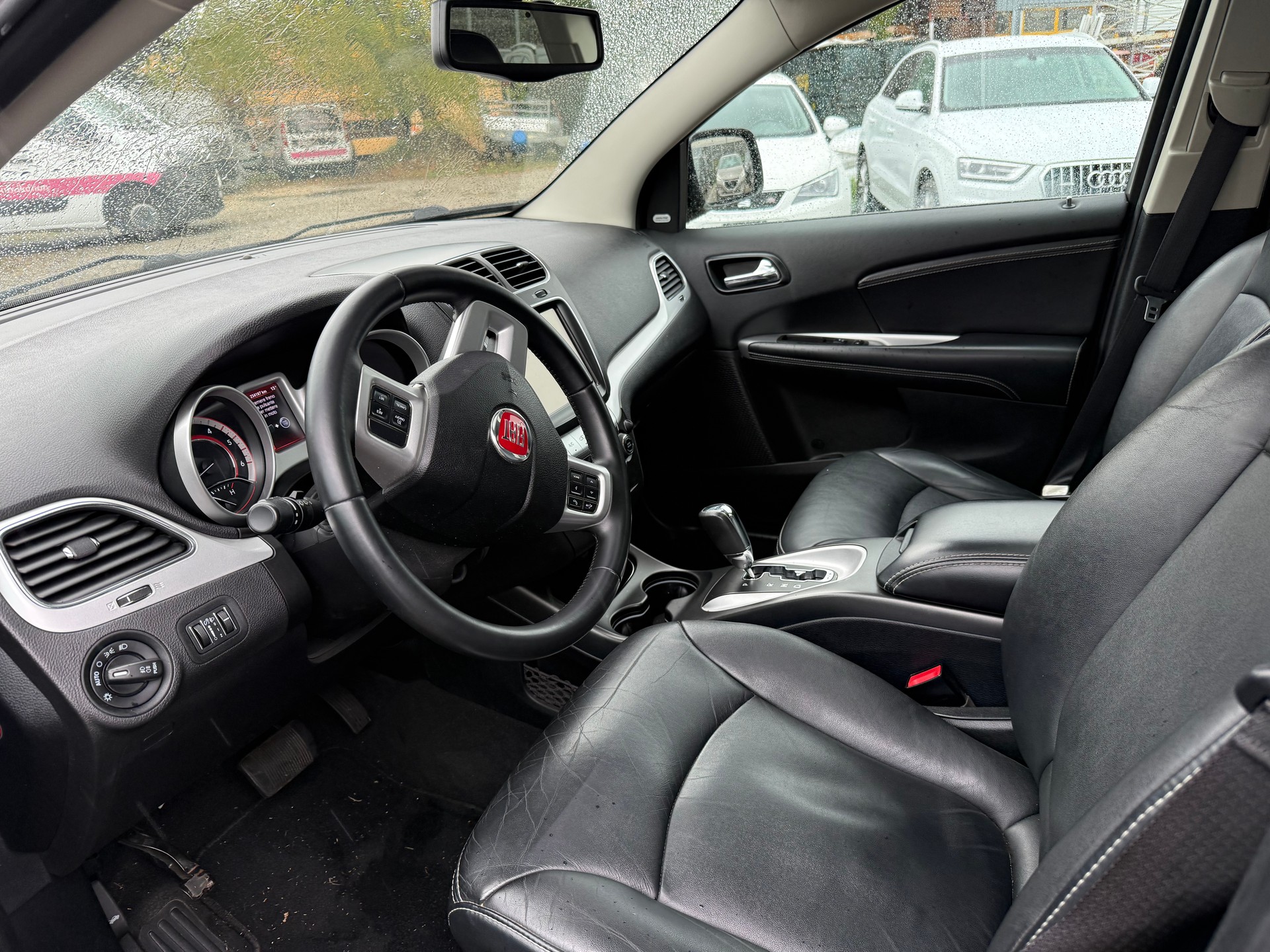 FIAT Freemont 2.0 MJ Park Avenue AWD Automat-image-9