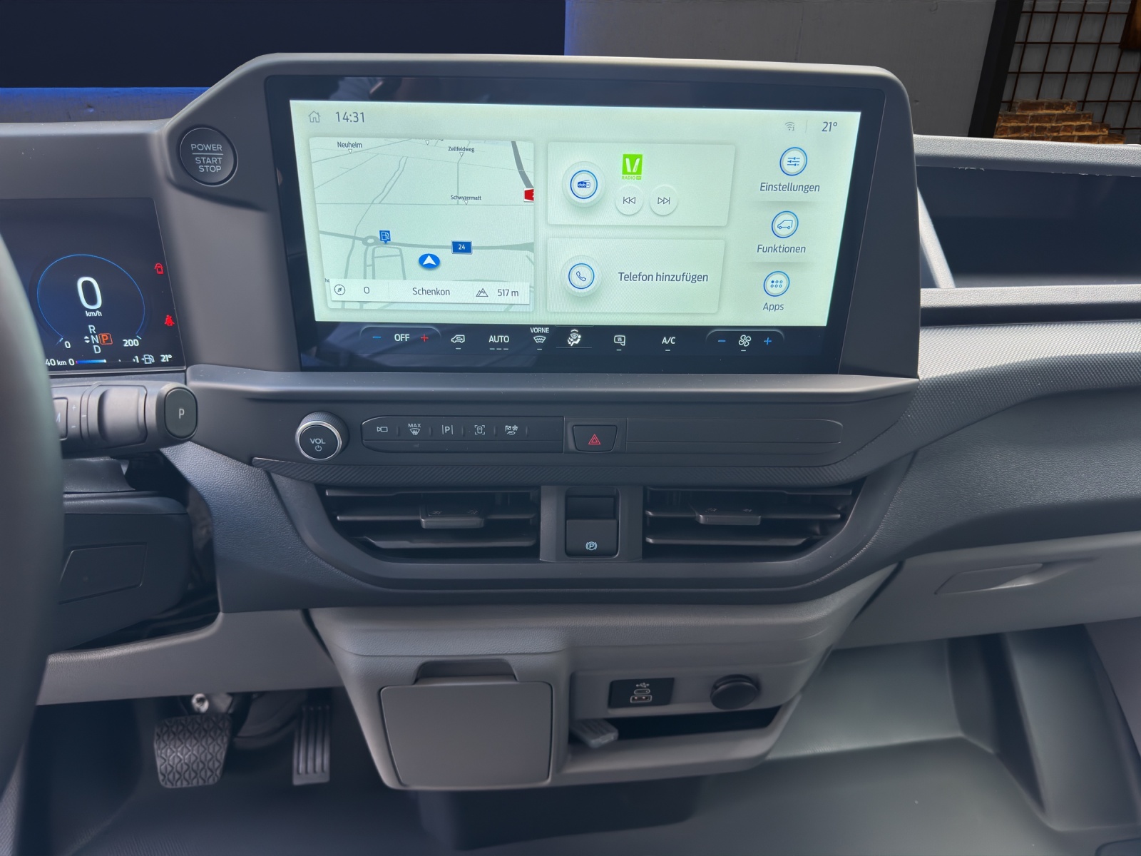 FORD Transit Custom Van 320 L1 2.0 EcoBlue 136PS Trend Automat-image-8
