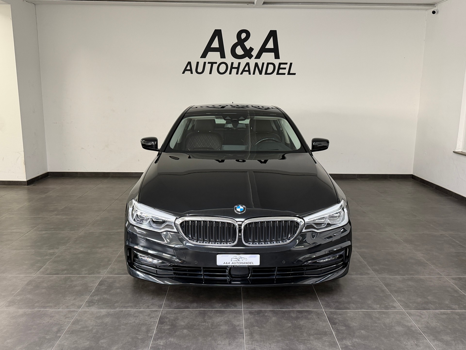 BMW 520d xDrive Sport Line Steptronic-image-1