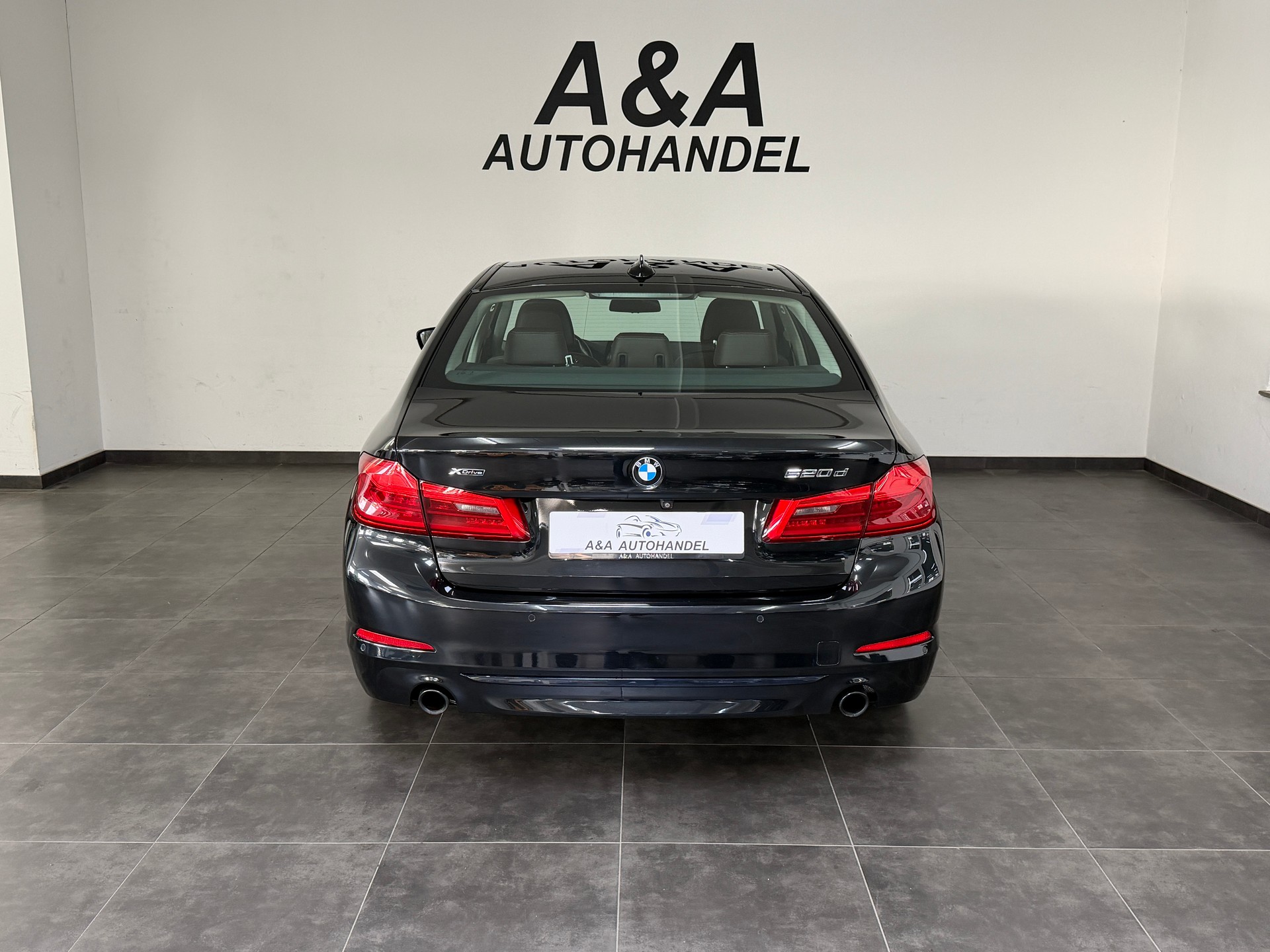 BMW 520d xDrive Sport Line Steptronic-image-4