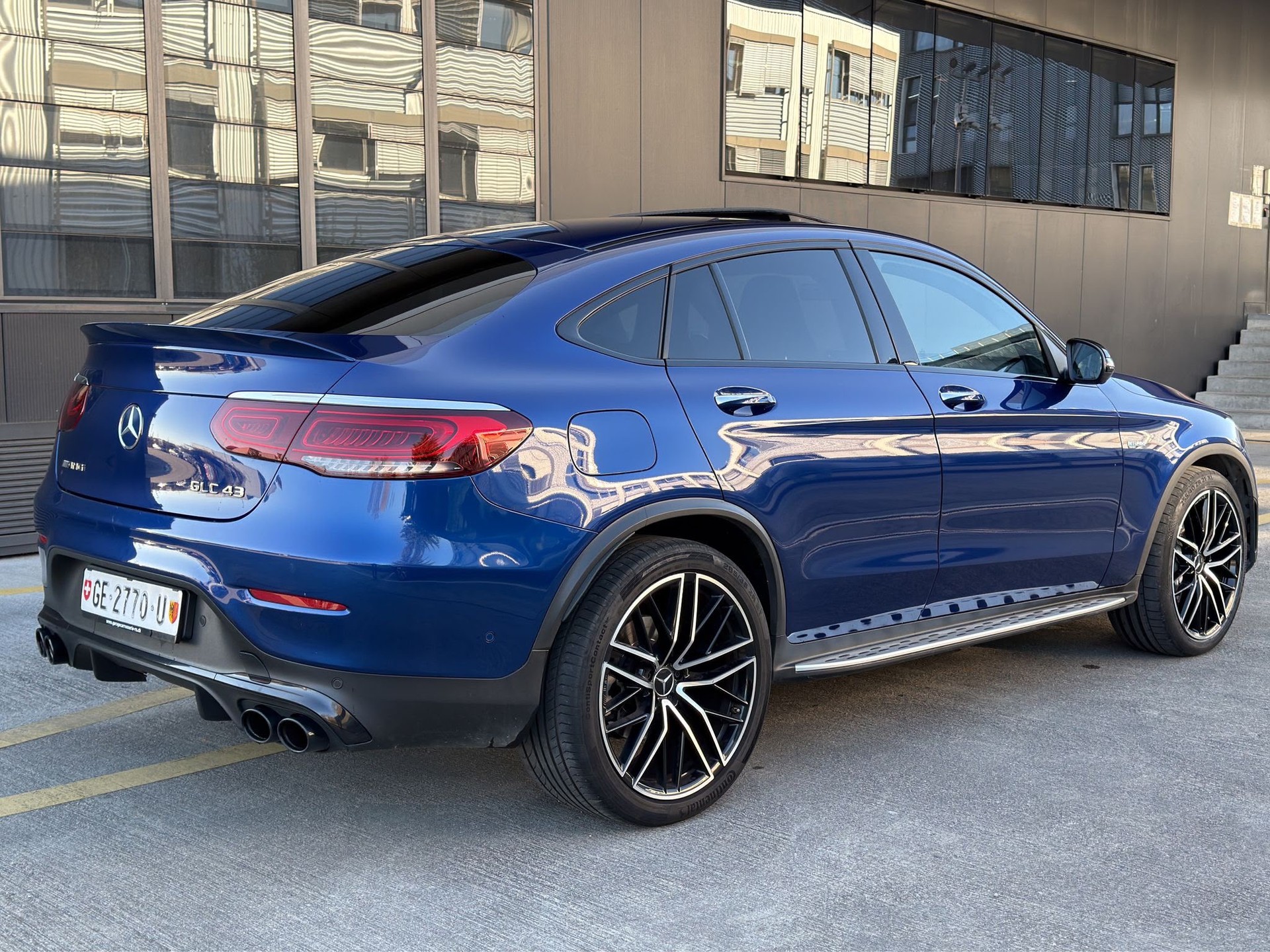 MERCEDES-BENZ GLC Coupé 43 AMG PERFORMANCE 4Matic 9G-Tronic-image-3