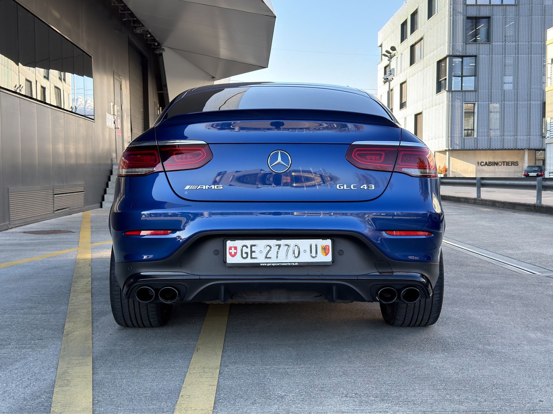 MERCEDES-BENZ GLC Coupé 43 AMG PERFORMANCE 4Matic 9G-Tronic-image-2