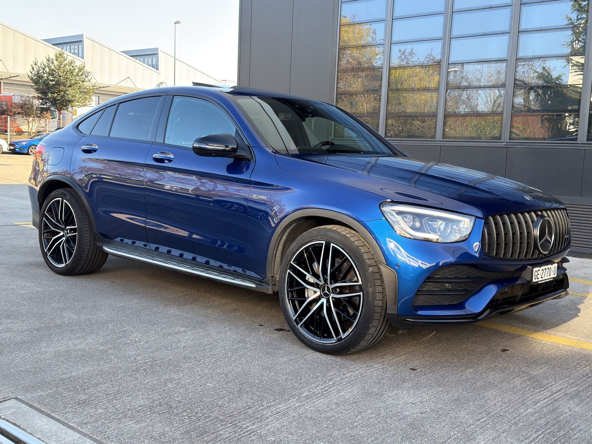 MERCEDES-BENZ GLC Coupé 43 AMG PERFORMANCE 4Matic 9G-Tronic-image-4