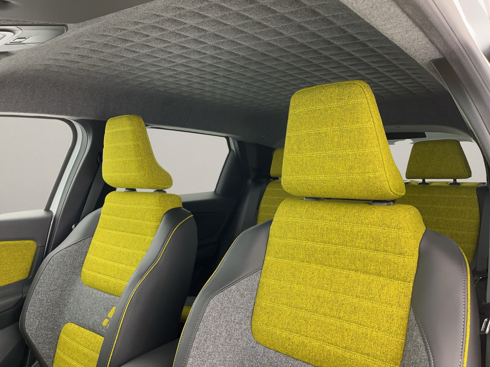 RENAULT R5 E-Tech Comfort Range iconic five-image-14