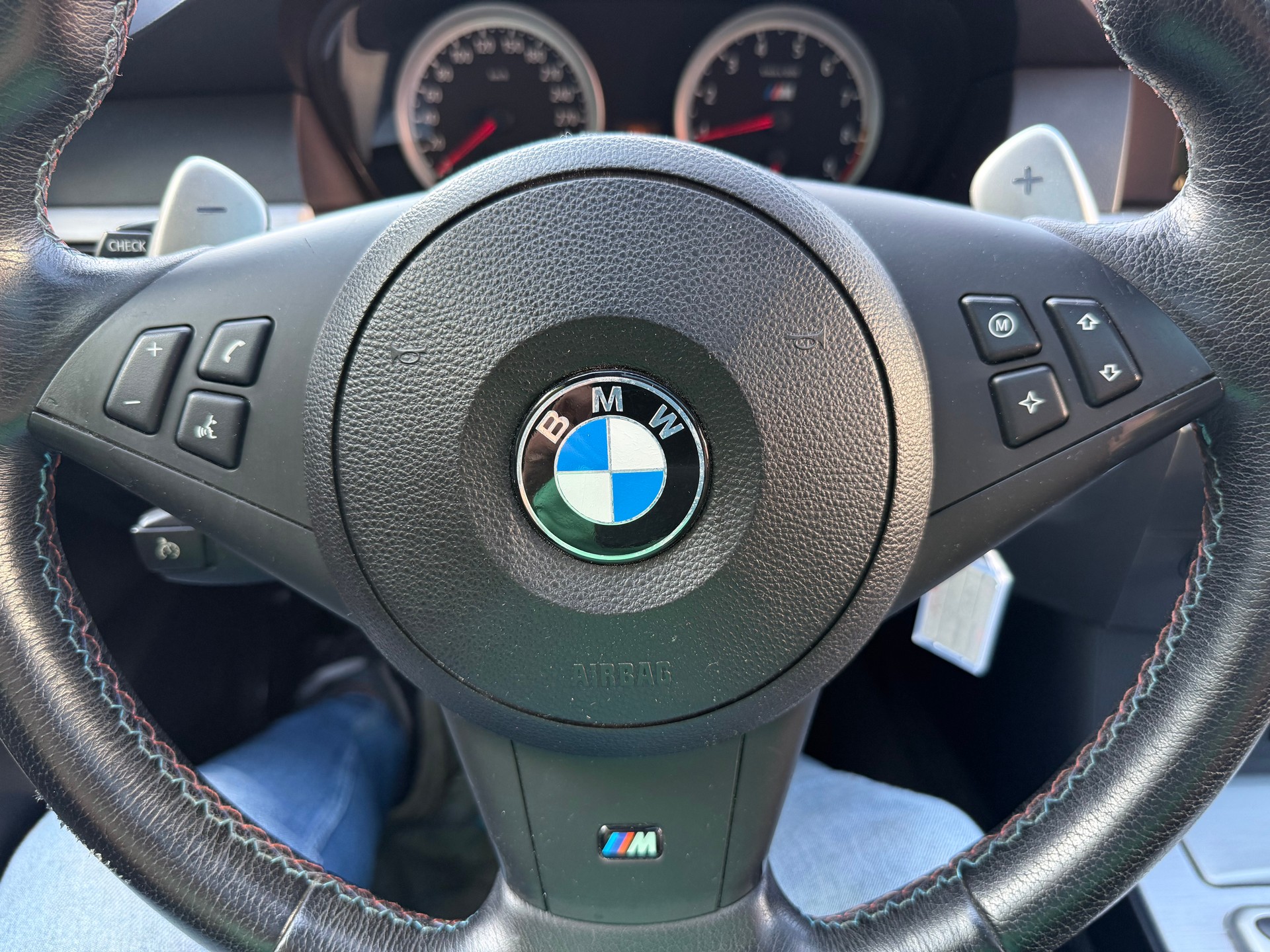 BMW M5-image-11